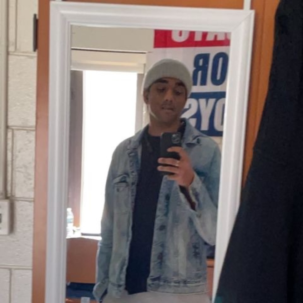 Meet your Posher, Pranav